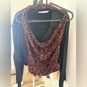 Zara Women's Black and Red Sequin Blouse